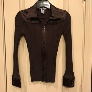 CAbi 90s Zip-up ribbed shirt with silk collar